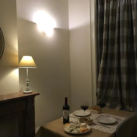 A With A Heart Apartamento *